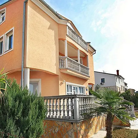 Apartment Vukadin Pula Exterior photo